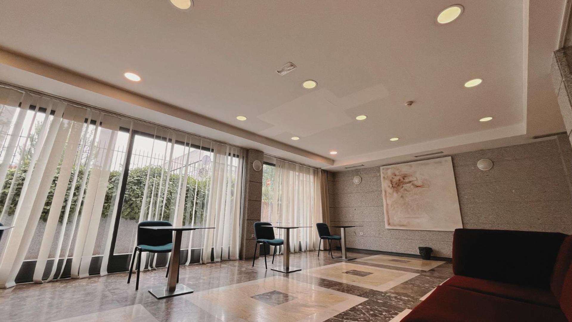 לאס רוסאס דה מדריד Hotel-Apartamentos Tartesos מראה חיצוני תמונה
